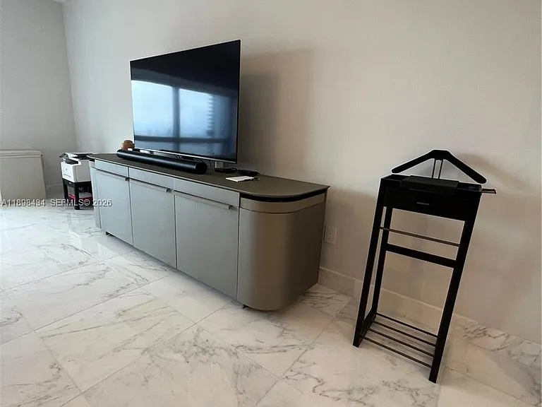 1435 Brickell Ave #3307 — Photo 20