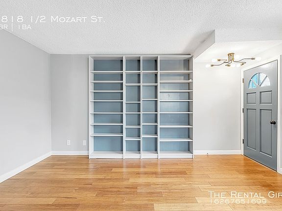 3rd image of 2818 1/2 Mozart St