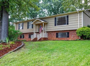 318 11th Pl, Pleasant Grove, AL 35127