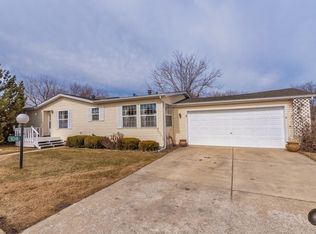 108 Cardinal Ln, Sandwich, IL 60548