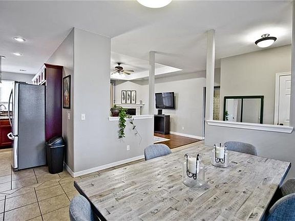5th image of 6 Bedford Ln