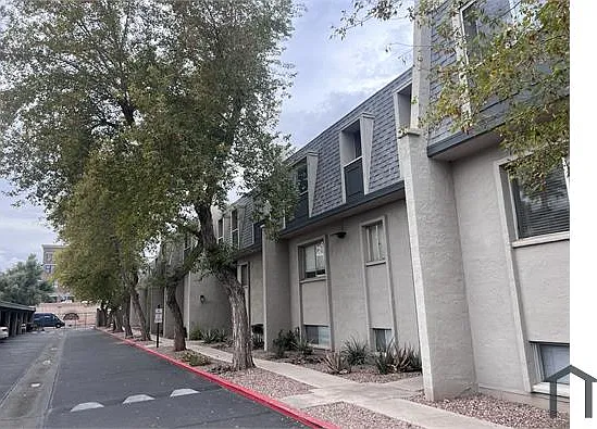 1010 E Osborn Rd #A — Photo 33