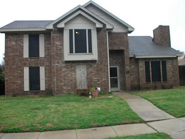 1st image of 3217 Auburn Dr