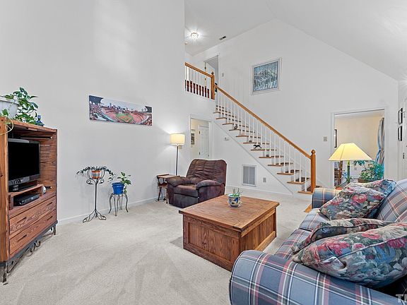 3rd image of 7415 Abron Dr
