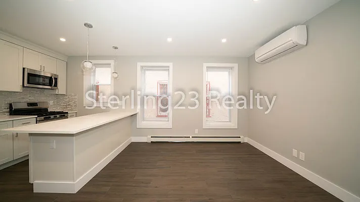 Rented by Sterling Realty Solution Inc | media 21