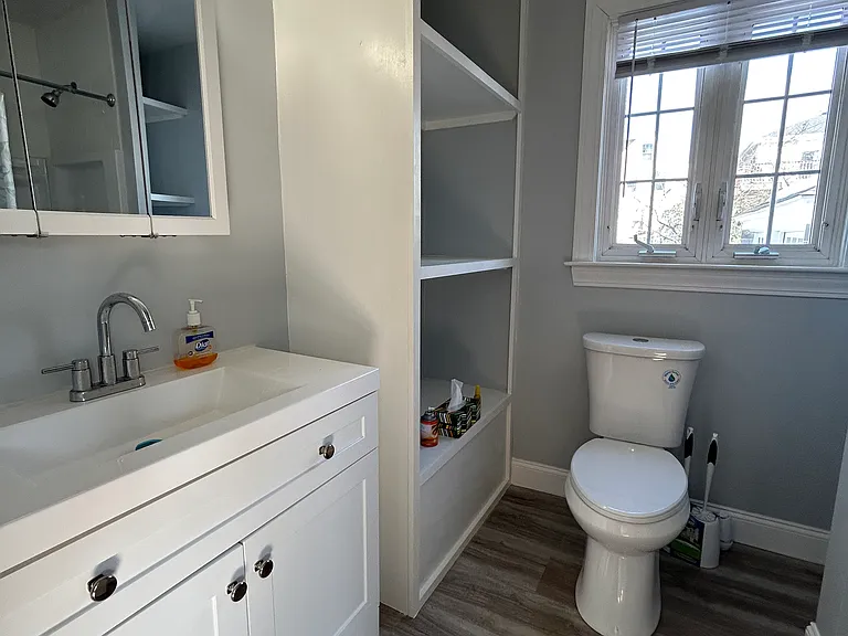 52 Monroe Ave #1 — Photo 13