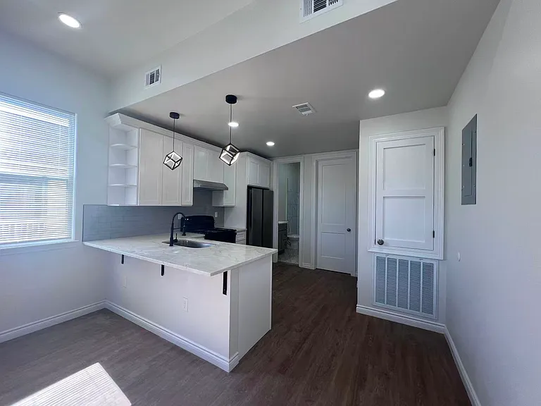 3032 Toledano St #3034 — Photo 3