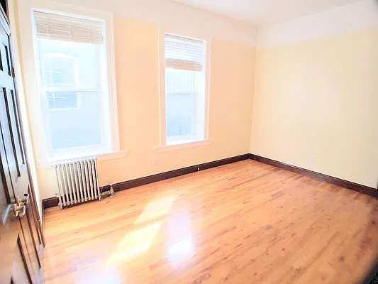 Rented by Highline Residential | media 28