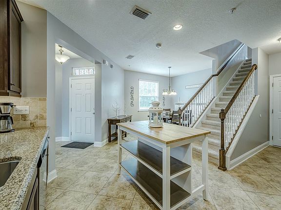 4th image of 18 San Briso Way