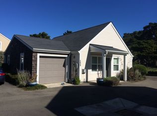 1433 Cedar Ct, Bandon, OR 97411