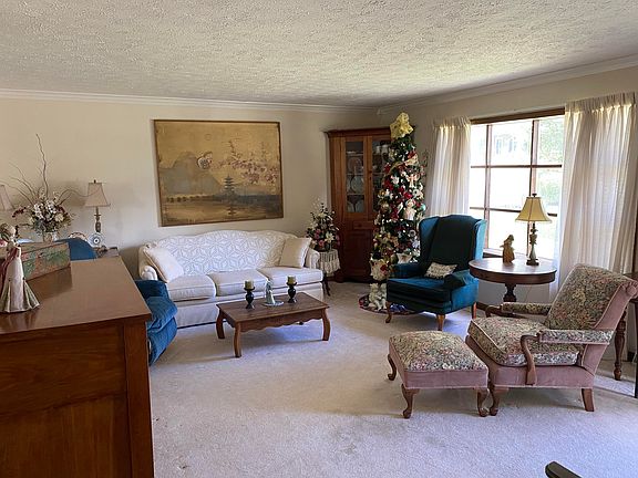5th image of 119 Norton Dr