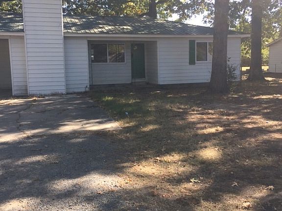 Nice 4 bedroom. 2 bath house with FP