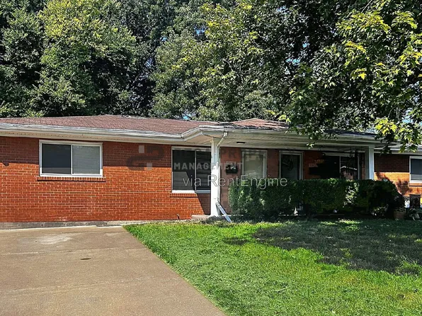 3937 Sims Ave, Saint Ann, MO 63074