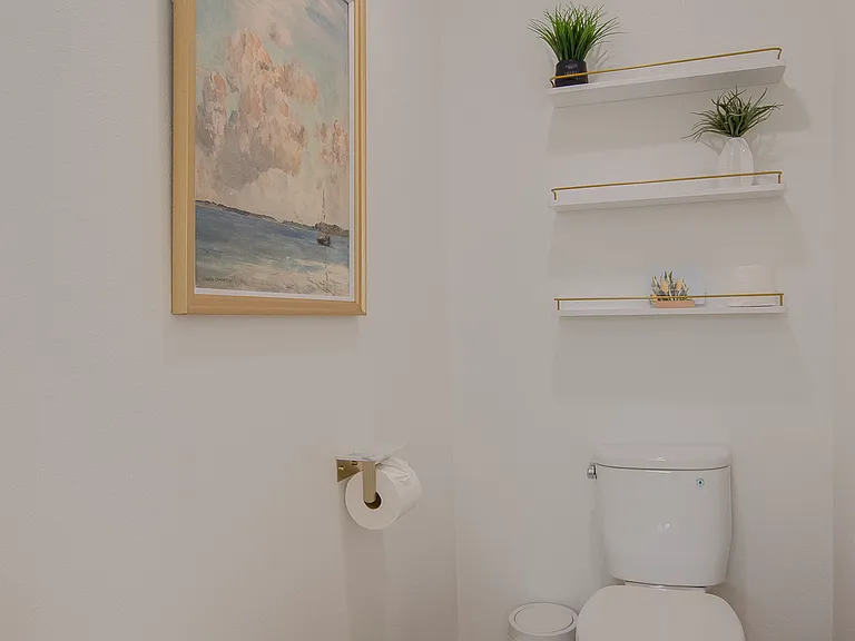 8143 La Jolla Scenic Dr N — Photo 26