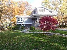 3rd image of 8602 Forest St