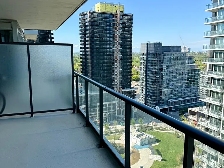 85 McMahon Dr #2201 — Photo 6