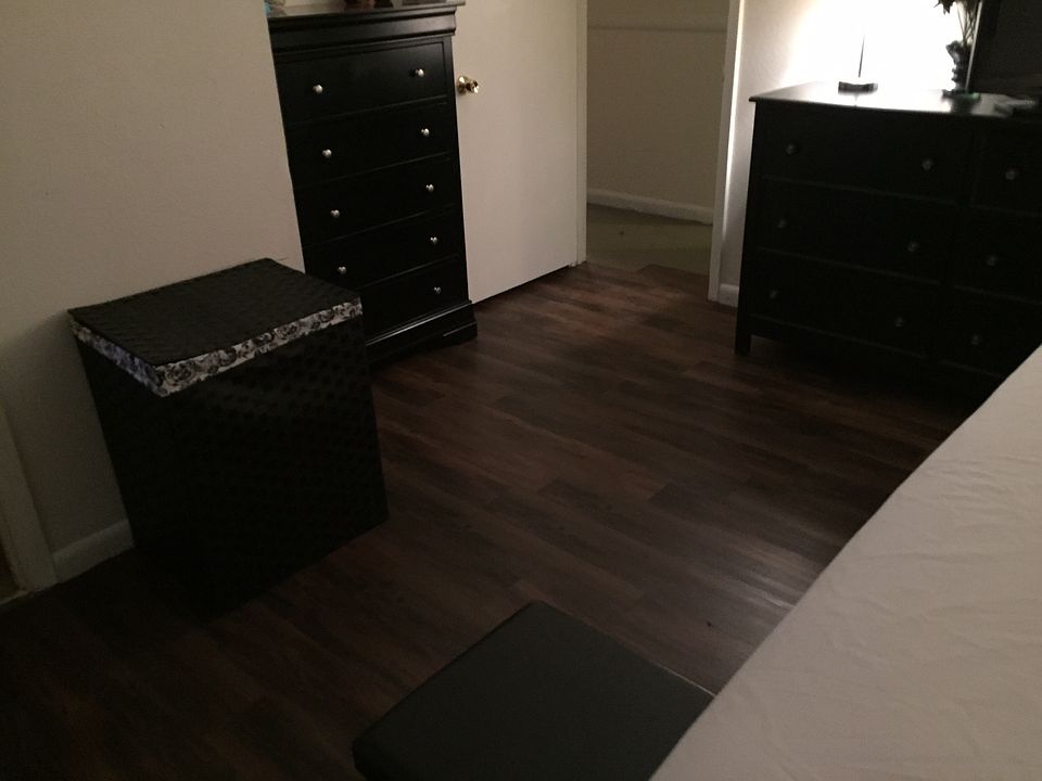 1st image of 408 W Redwing Cir
