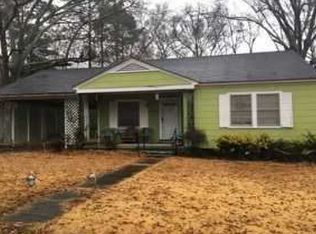 718 Earl St, McComb, MS 39648