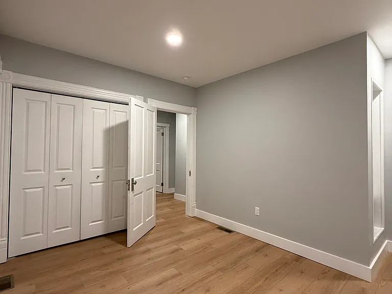 23 E Washington Ave — Photo 21