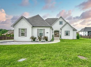 1905 Rivers Edge Dr, Cookeville, TN 38506