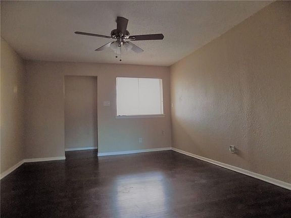 4th image of 3417 Statler Dr