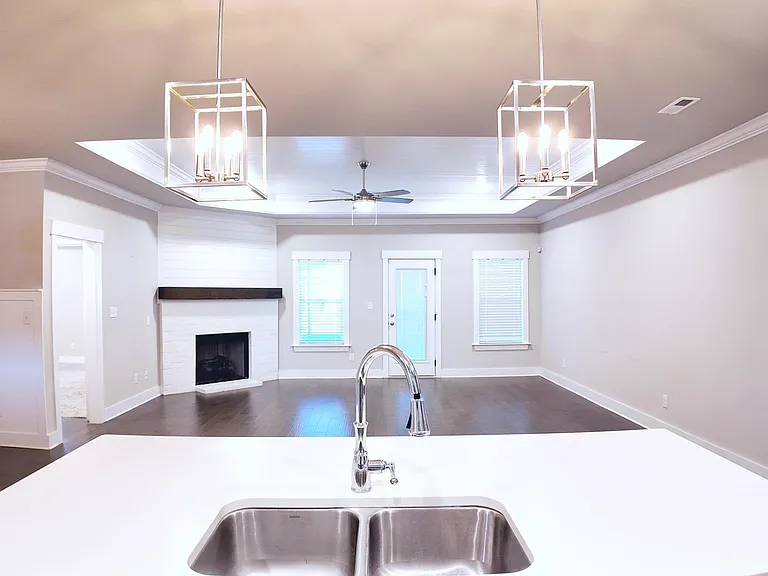404 Tillane Park Cir SW — Photo 10