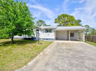 1820 Dahlia Ter, Sebring, FL 33875