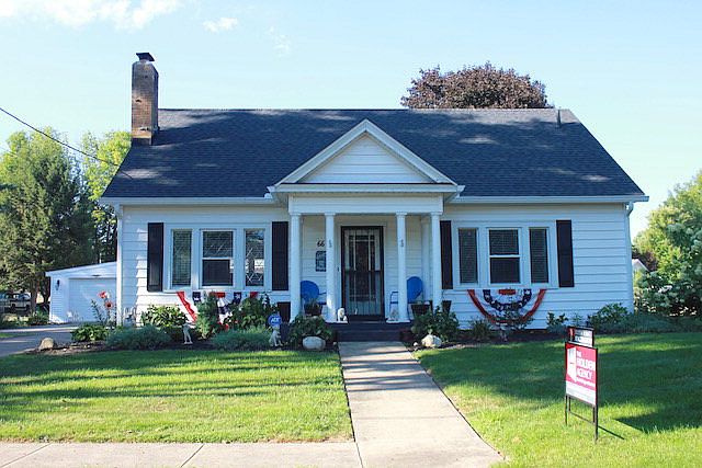 1st image of 66 Plum St