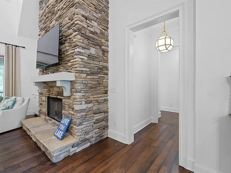 1020 Bridle Bit Ln — Photo 59