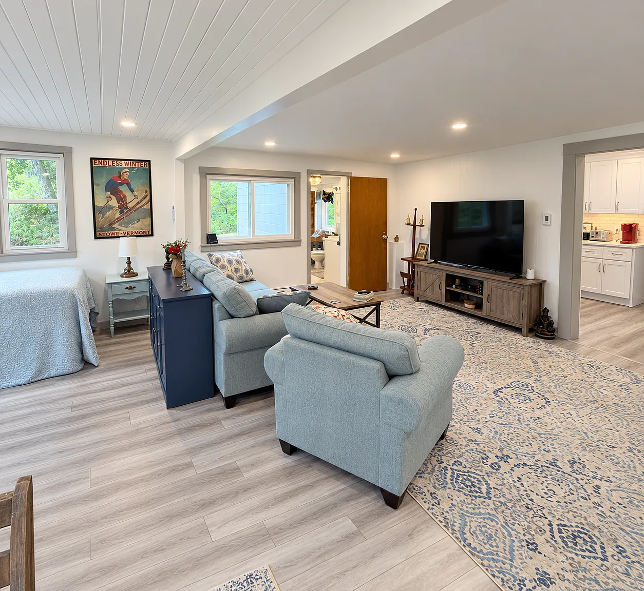 181 Green River Rd — Photo 2