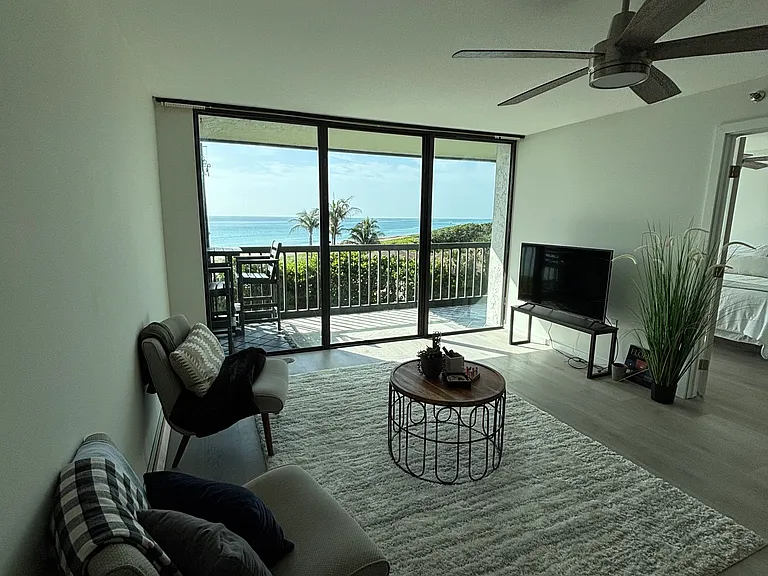 8880 S Ocean Dr #409 — Photo 10