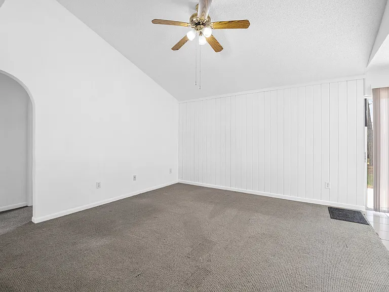 1187 Merrick Ave NW — Photo 6