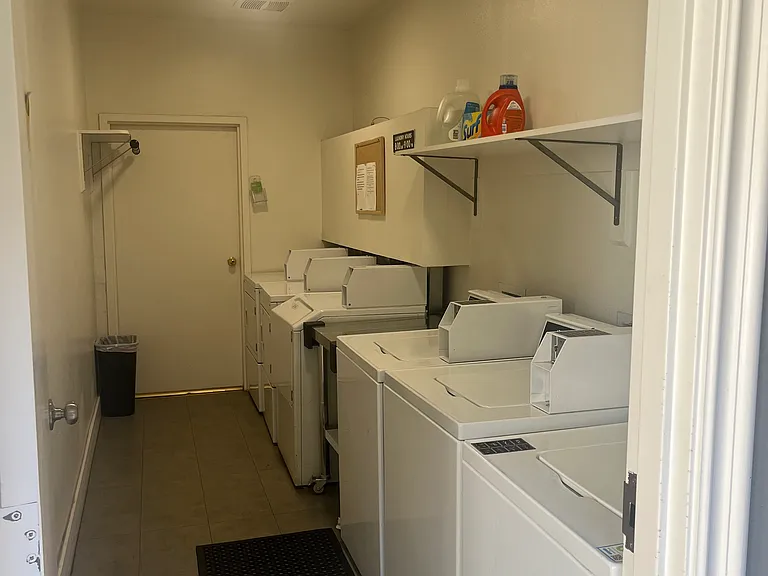10755 Massachusetts Ave #102 — Photo 34
