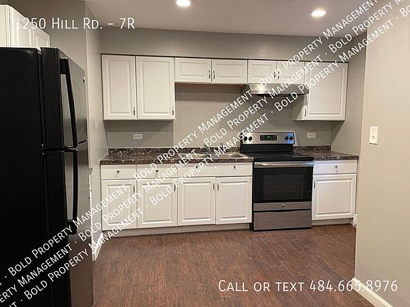 2nd image of 1250 Hill Rd #7R