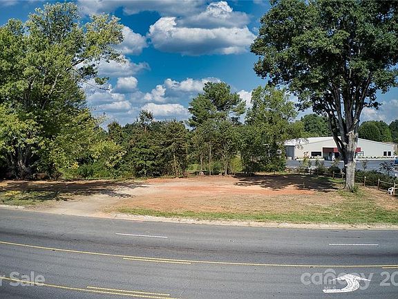 2nd image of 1254 Burkemont Ave