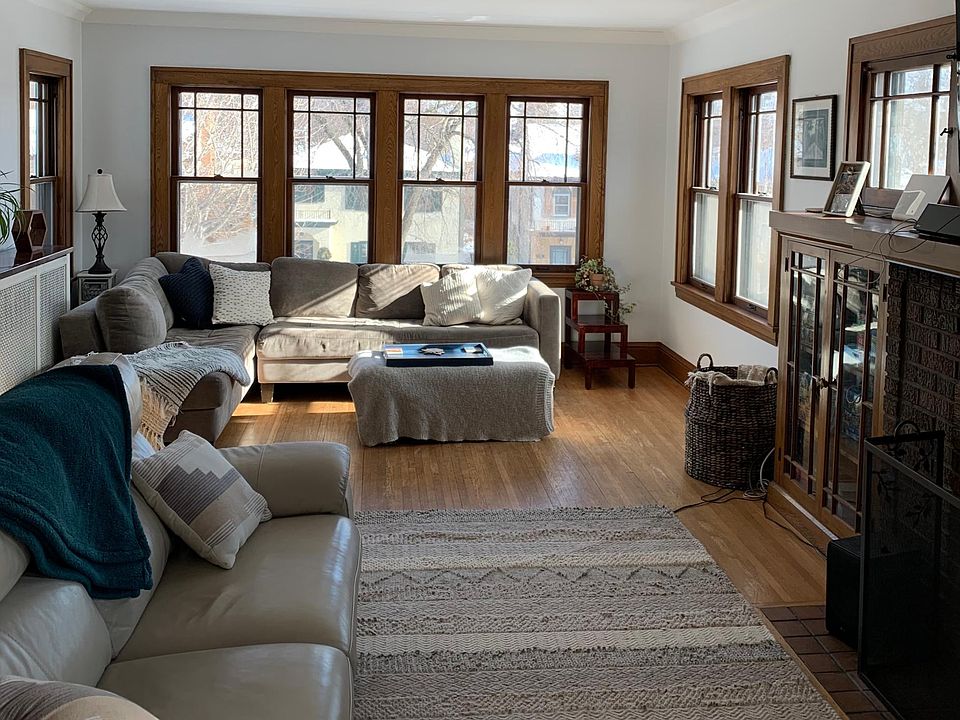 East facing windows for sunny mornings in the living room.