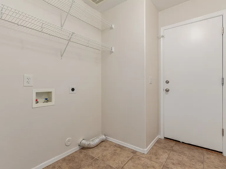 6932 S Russet Sky Way — Photo 15