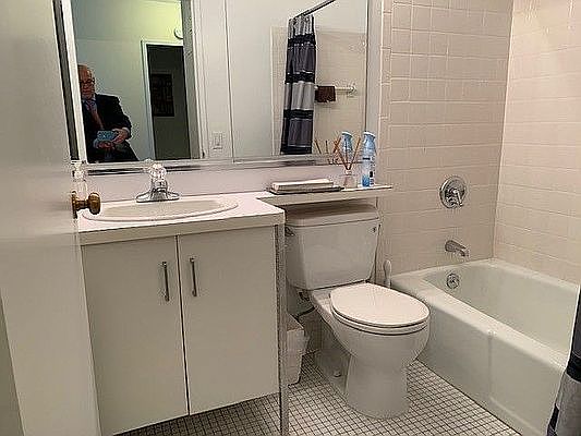 5th image of 211 W 56th St #G4