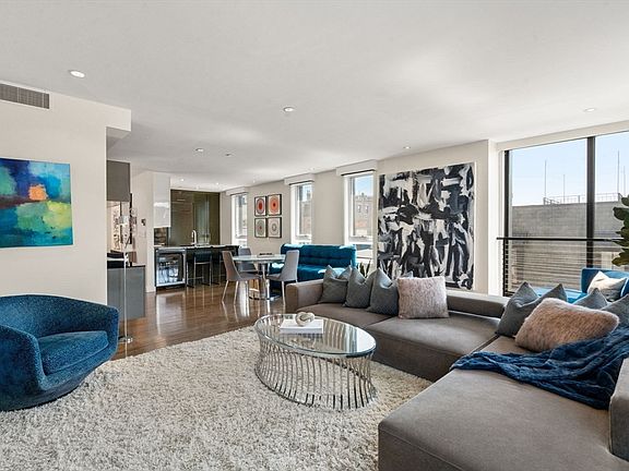 4th image of 25 Piedmont St #4