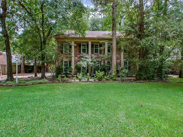 163 Sylvan Forest Dr — Photo 1