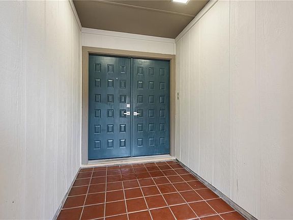 4th image of 12302 Eagle Rock Cv