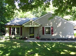 5 Brandywine Ln, Fairport, NY 14450