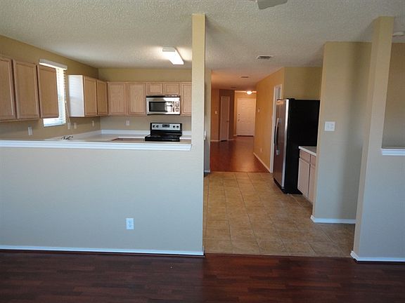 5th image of 8417 Beachplum Way