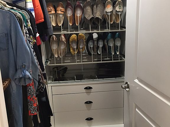 Master closet 