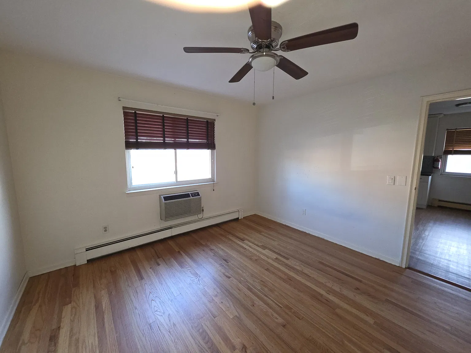1 bed, 650 sqft, $1,850 — Photo 3