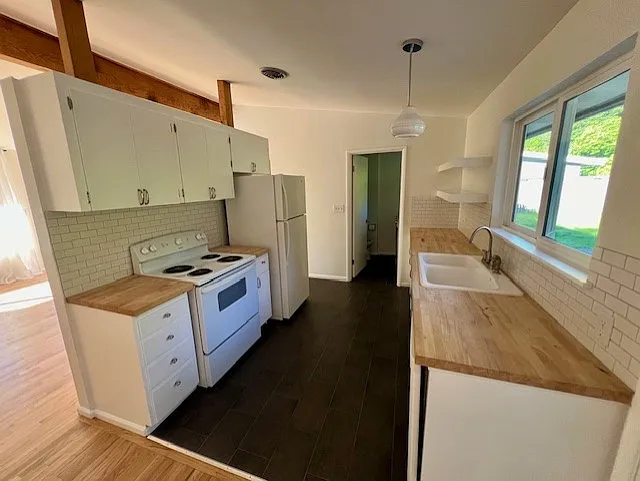 850 82nd Ave NE — Photo 7