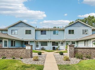 8420 S Pond Trl, Champlin, MN 55316