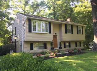 7694 Old Bayside Rd, Chesapeake Beach, MD 20732