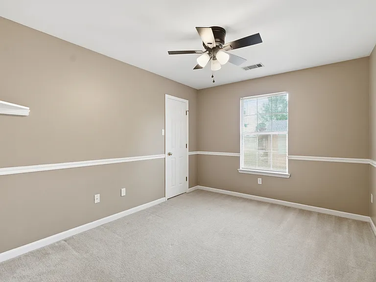 1 Zircon Dr — Photo 16