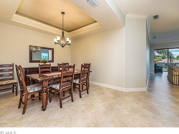5th image of 1816 Seville Blvd Unit 922